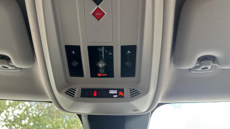 DS 3 Crossback 100kW E-TENSE Bastille 50kWh 5dr Auto Electric 